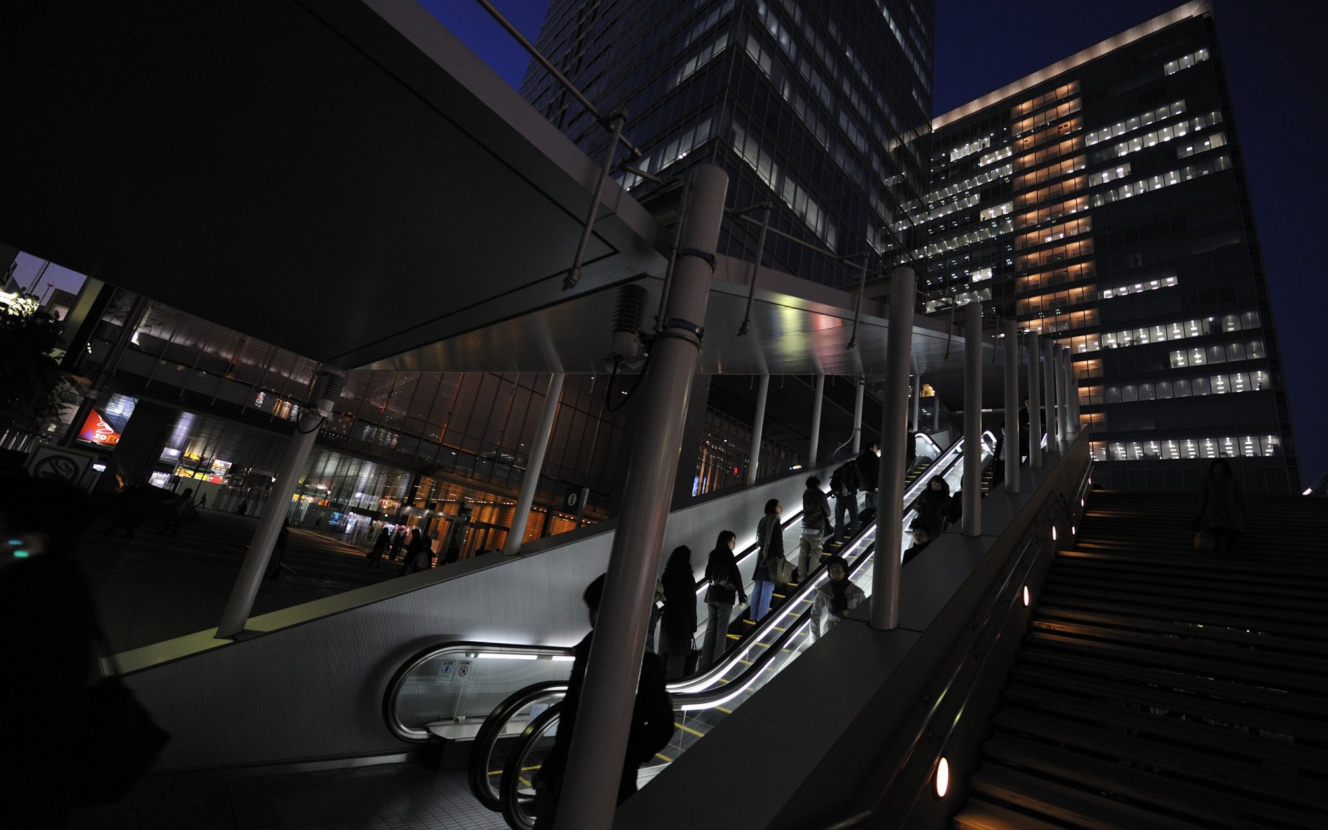 Download Man Made Escalator HD Wallpaper
