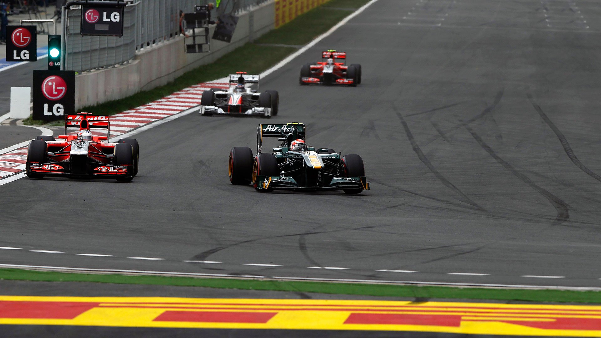 Download F1 Sports HD Wallpaper