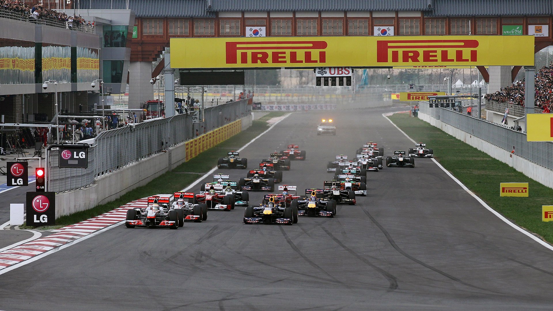 Download F1 Sports HD Wallpaper