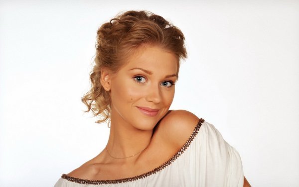Women Kristina Asmus Actresses Russia HD Wallpaper | Background Image