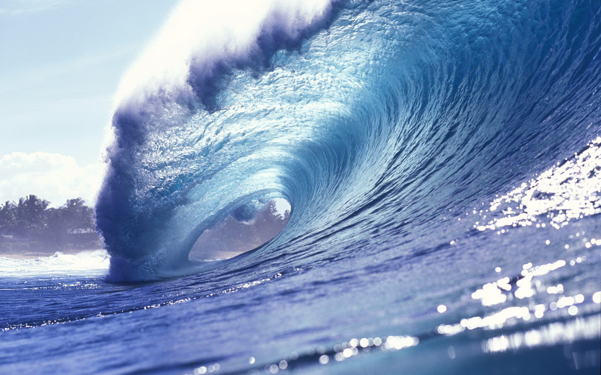 Hình nền sóng (Wave wallpaper): Nếu bạn mong muốn cho màn hình của mình trông sống động và năng động hơn, những hình nền sóng đang chuyển động đầy sống động chắc chắn sẽ là lựa chọn hoàn hảo. Từ những con sóng to lớn đến những sóng nổi nhè nhẹ, tổng hợp đa dạng các hình nền sóng độc đáo để bạn tạo nên phong cách riêng cho mình. 