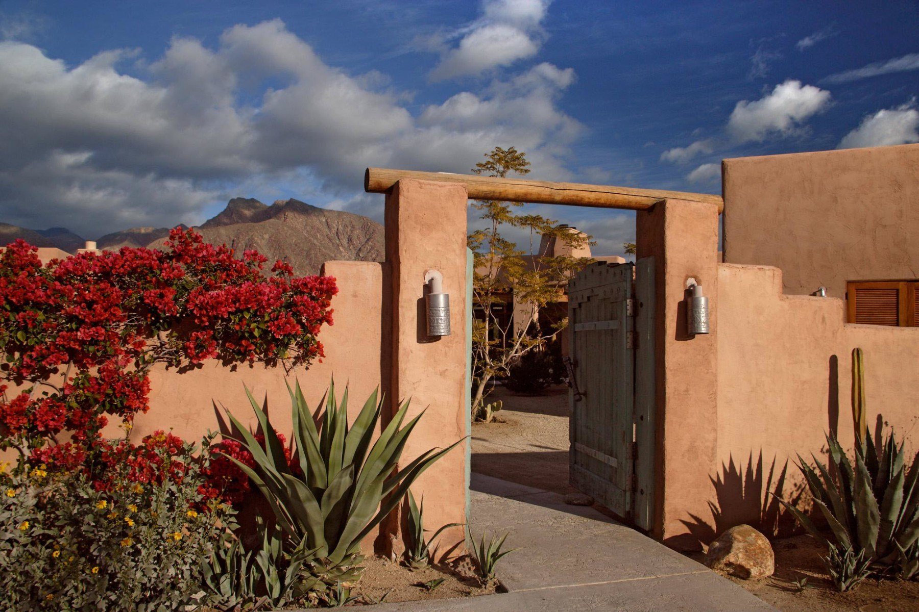 Download Man Made Gateway Wallpaper