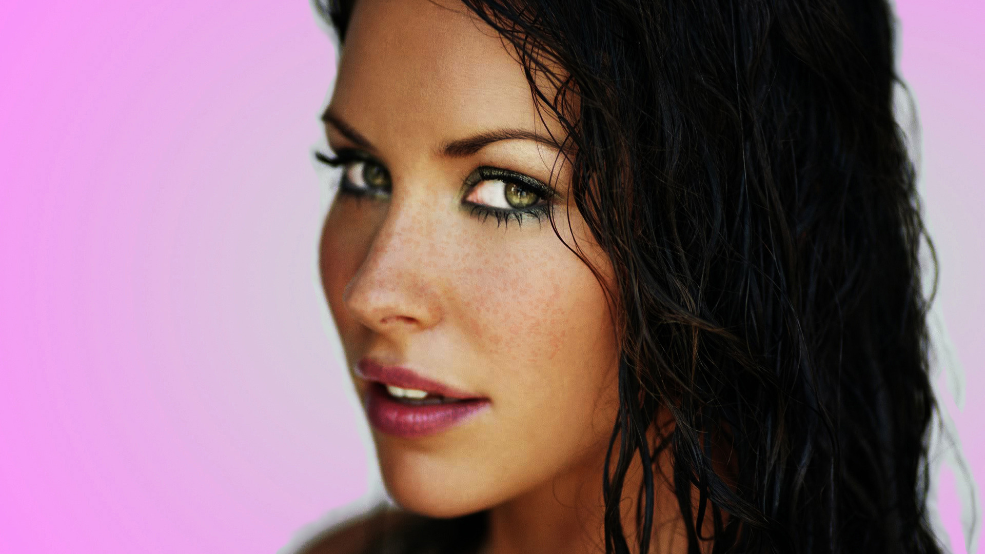 Celebrity Evangeline Lilly HD Wallpaper | Background Image