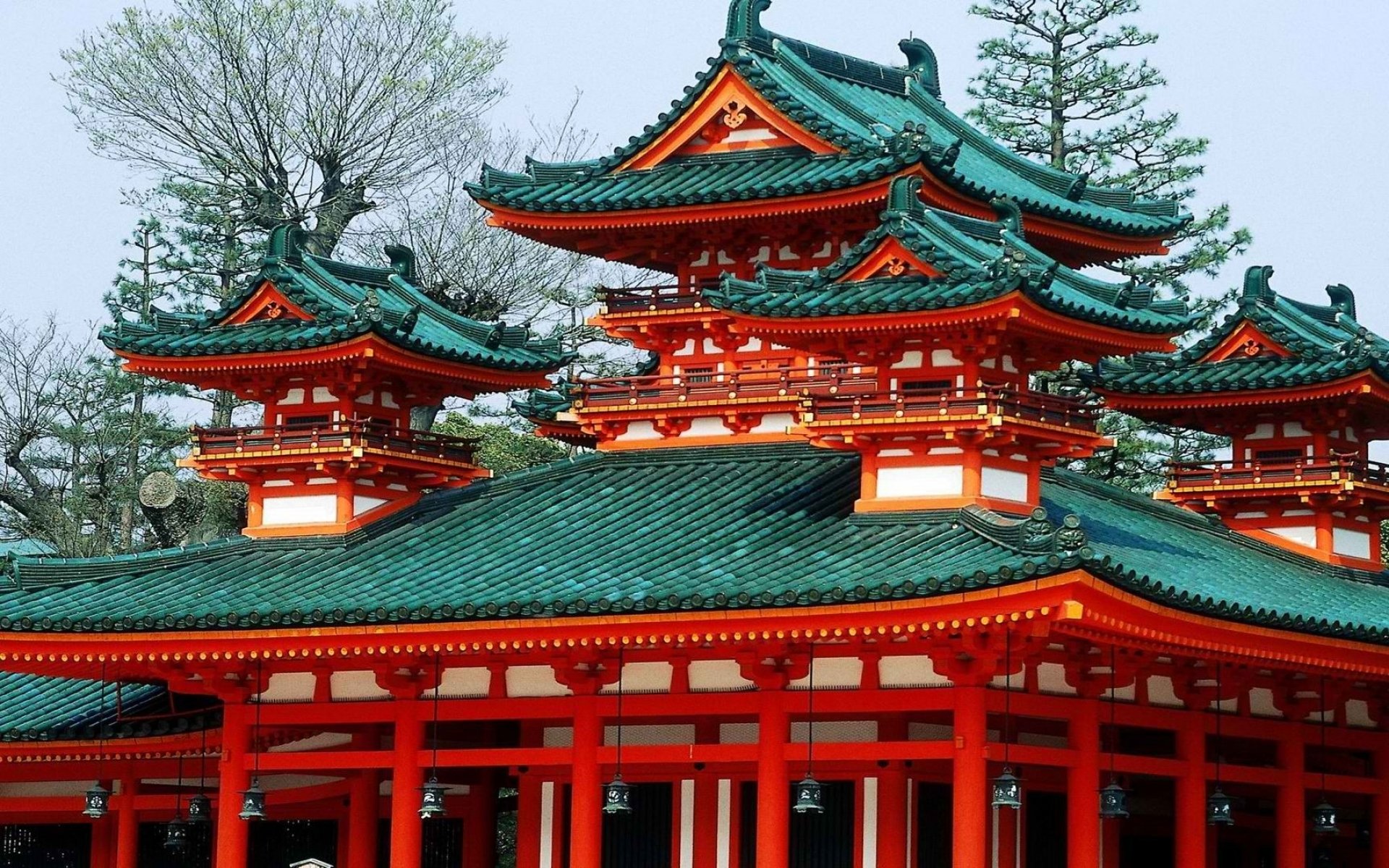 Китайские дома цена. Храм Хэйан Киото. Храм Хэйан, Киото, Япония. Буддийский храм Сэйганто-дзи. Храм Сэйганто дзи Япония Архитектор.