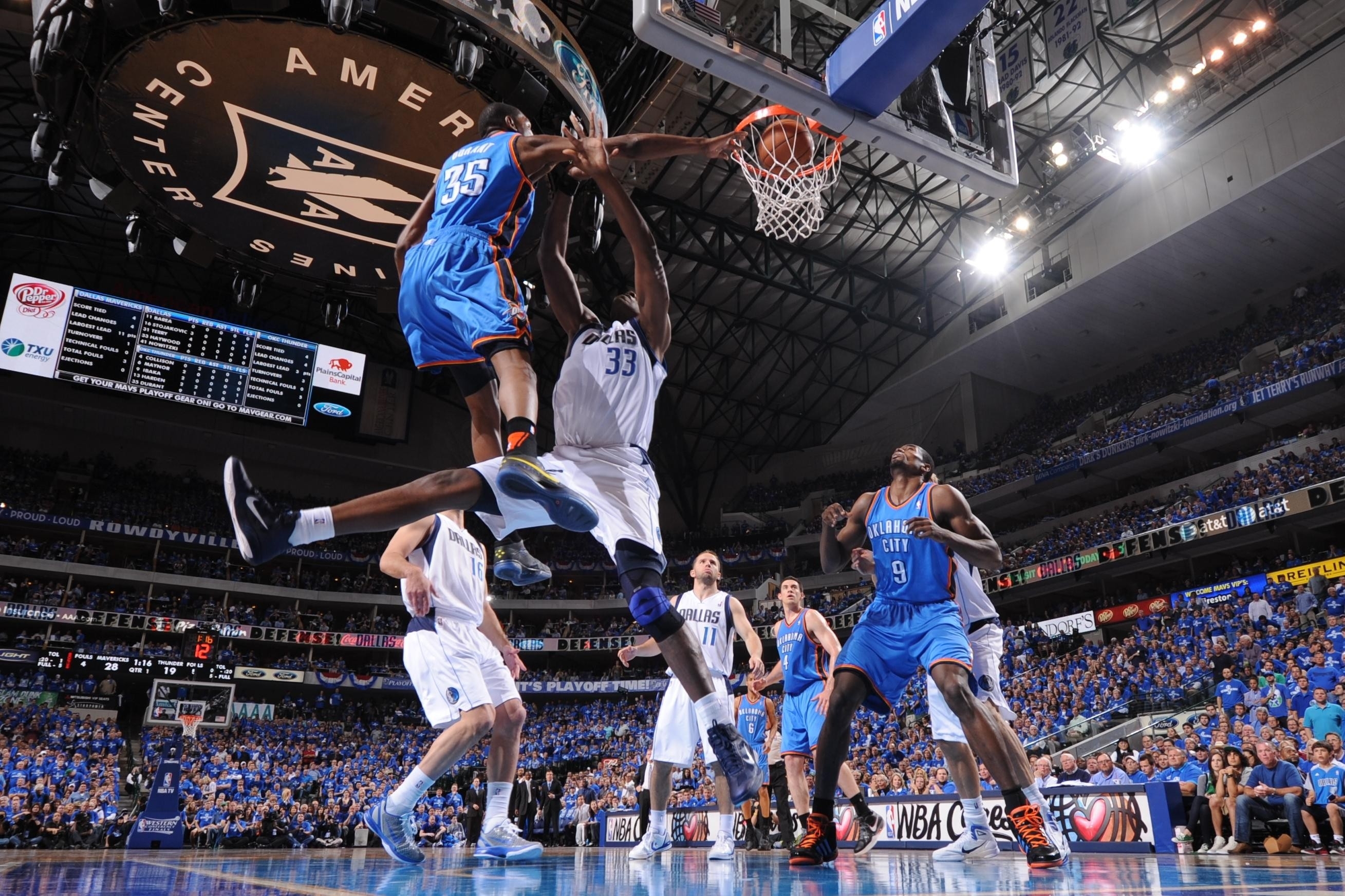 7,183 Oklahoma City Thunder Forum Stock Photos, High-Res Pictures, and  Images - Getty Images