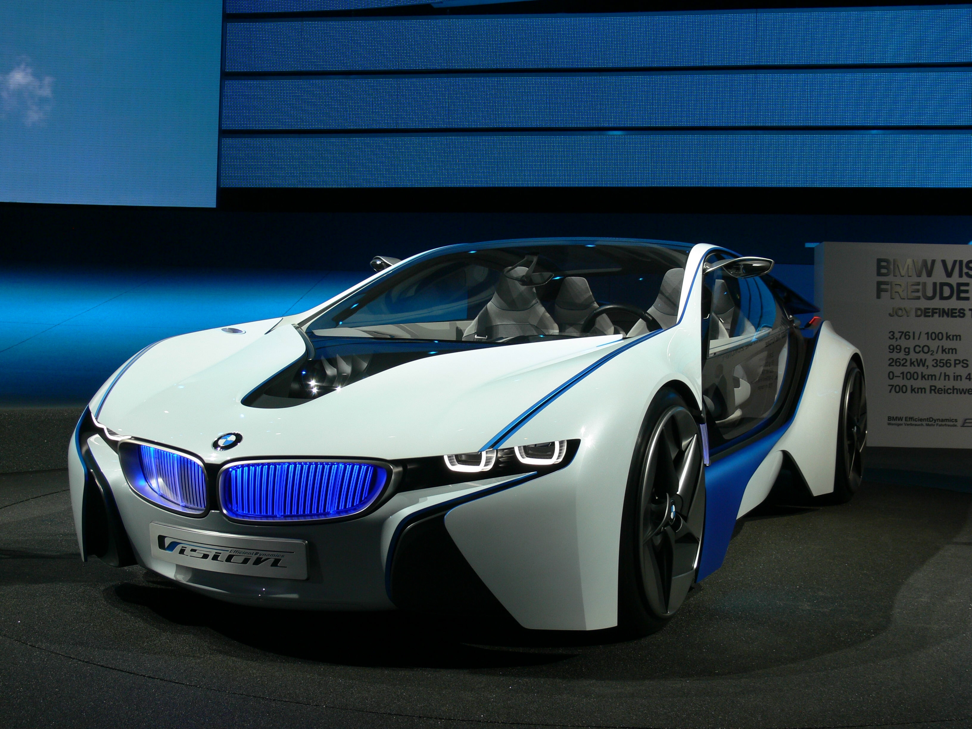 Vehicles BMW Vision HD Wallpaper | Background Image