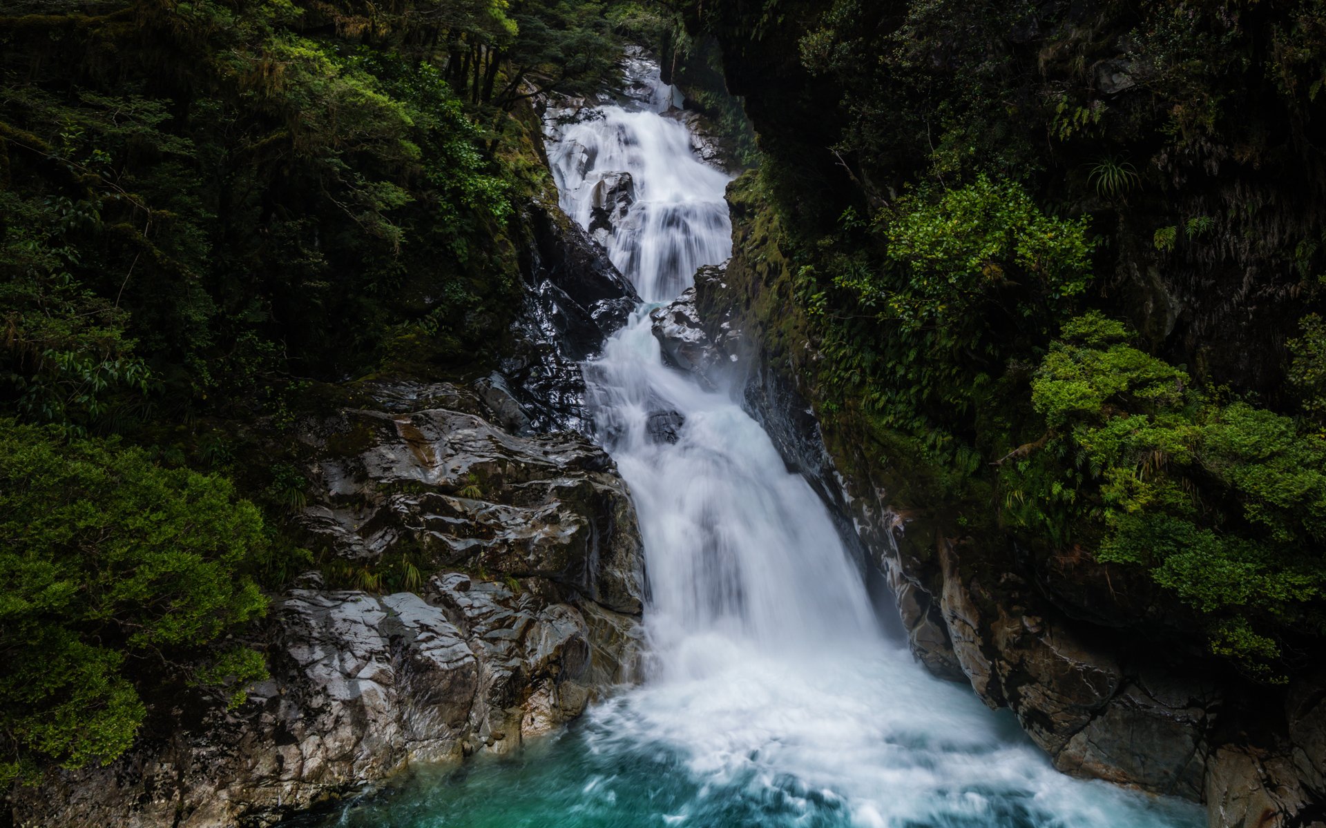 Download Nature Waterfall HD Wallpaper