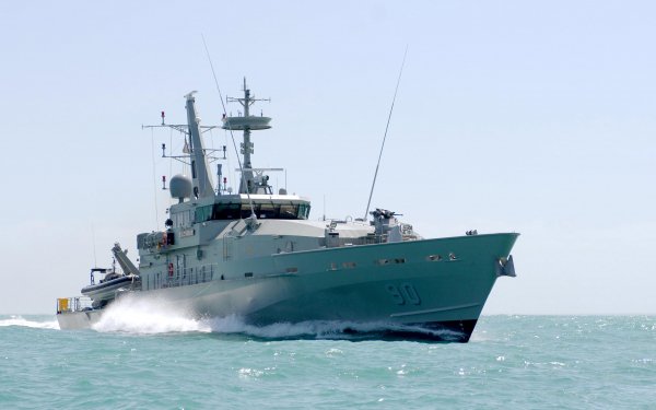 Military Royal Australian Navy Warships Australian Navy Patrol Boat Warship HMAS Broome HD Wallpaper | Background Image