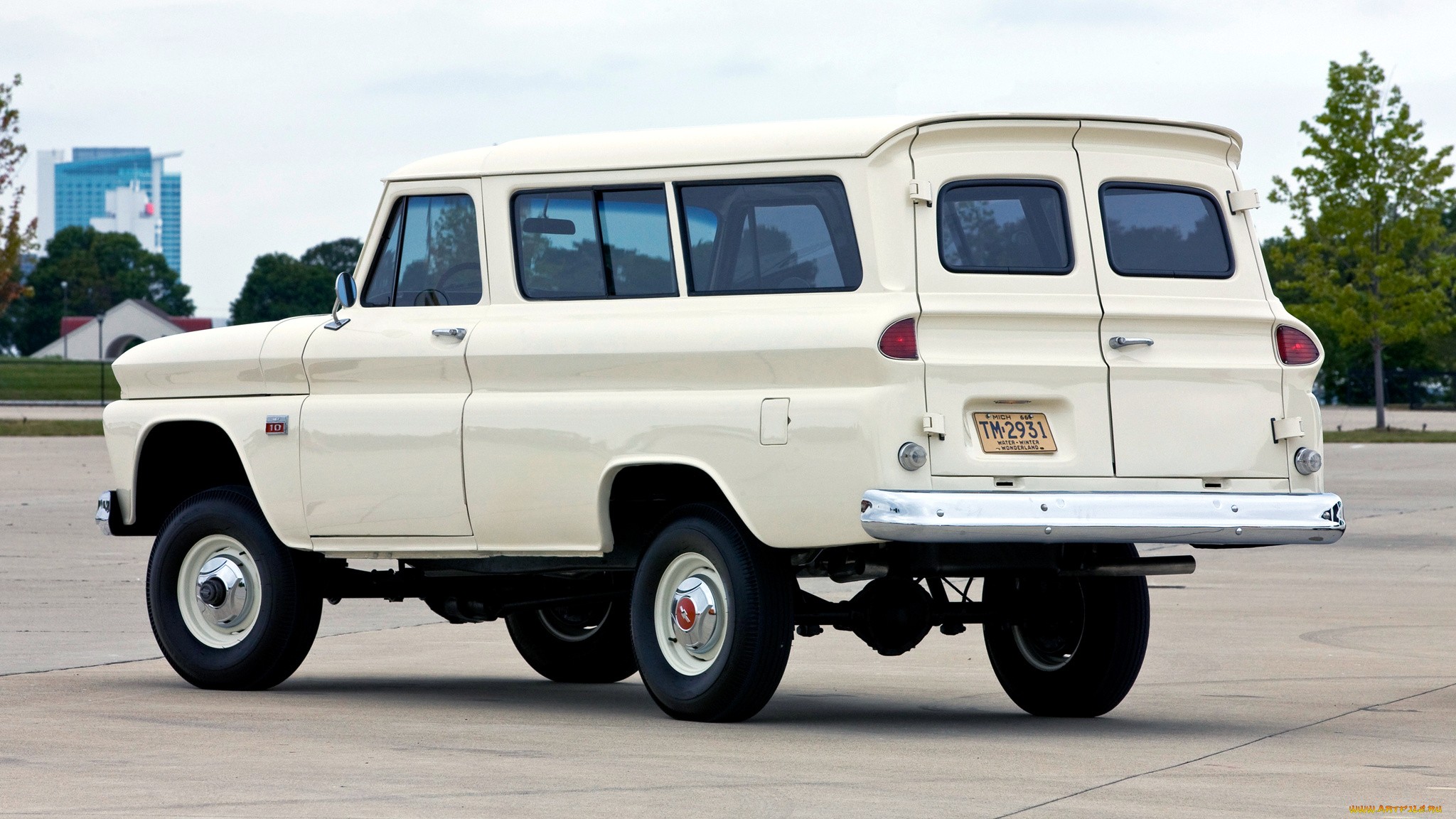 Vehicles 1966 Chevrolet Suburban HD Wallpaper | Background Image