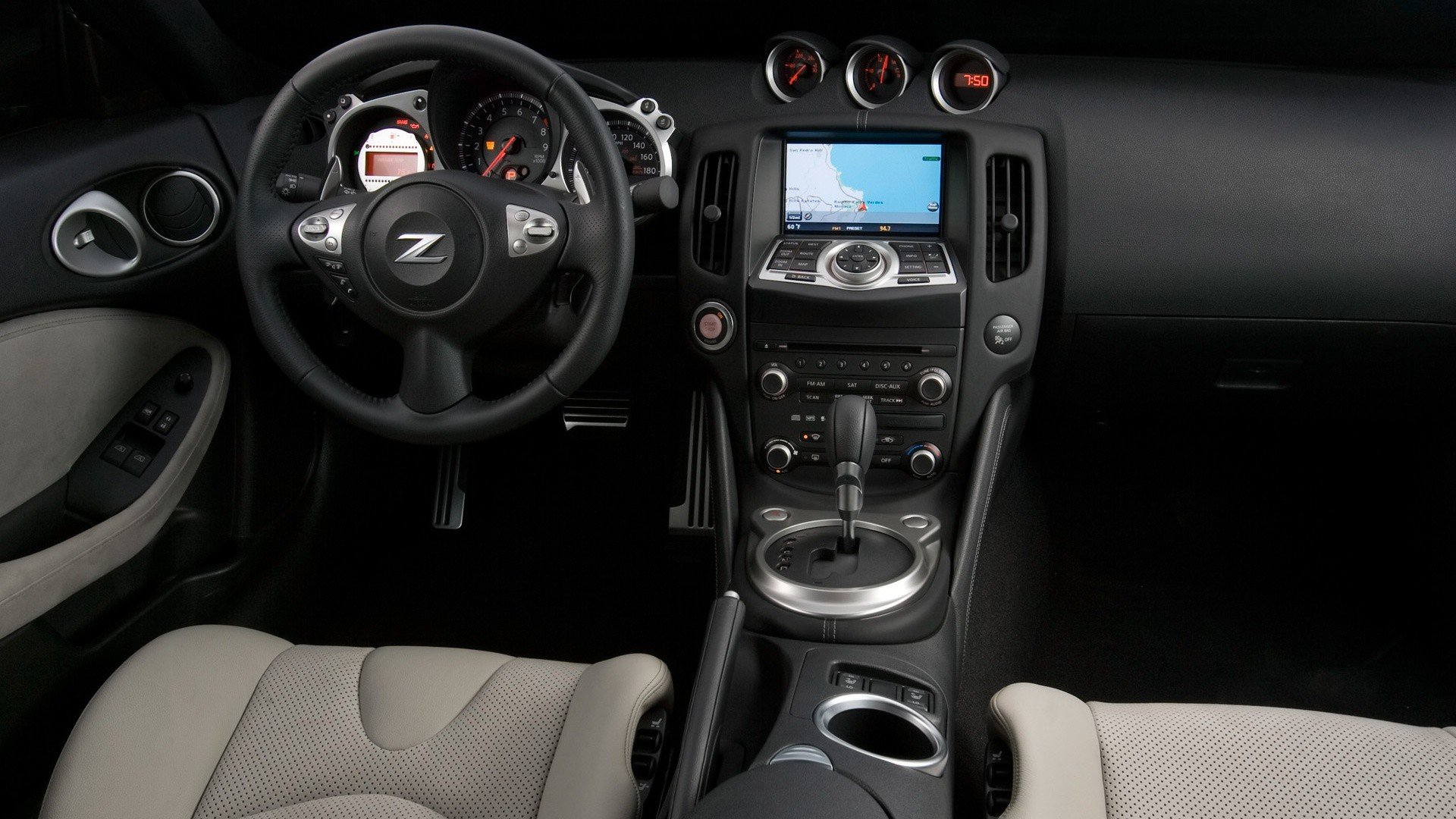 Download Vehicle Nissan 370Z HD Wallpaper