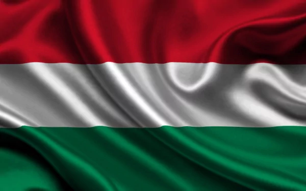 HD PC desktop wallpaper showing a rippling silk Hungarian flag with horizontal red, white and green stripes, used as a background.