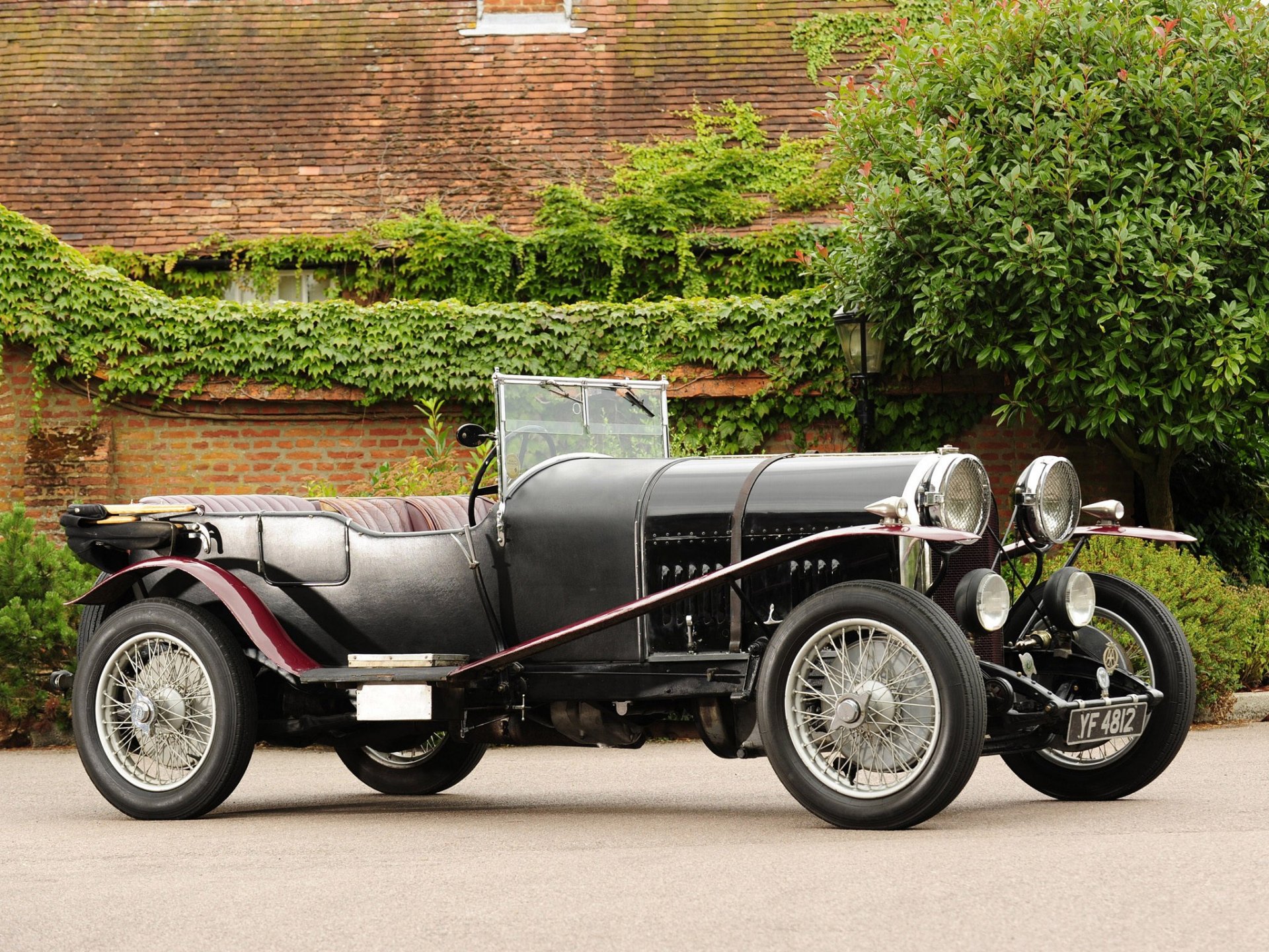 Download 1921 Bentley 3 Litre Bentley Vehicle Bentley 3 Litre HD Wallpaper