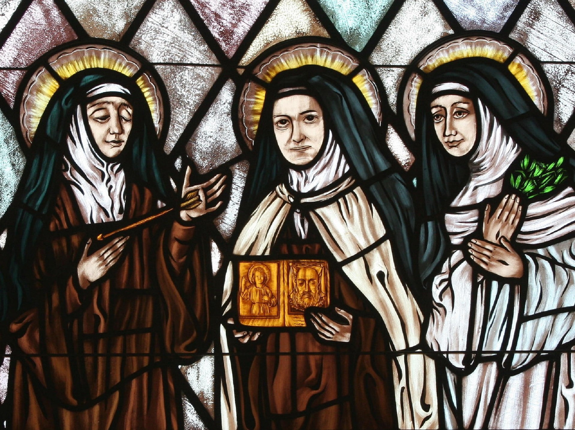 Download Artistic Stained Glass Wallpaper