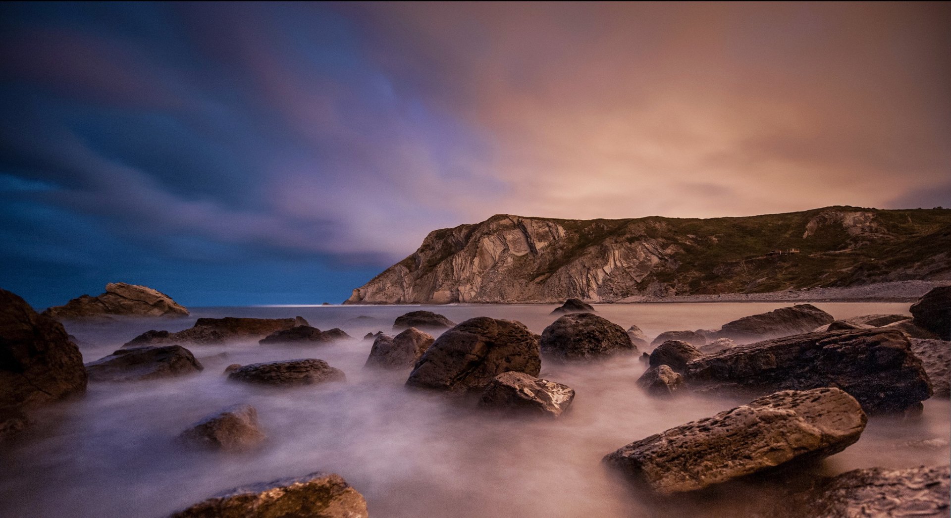Serene Ocean Bliss: HD Wallpaper for Nature Lovers | 2048x1116 ...