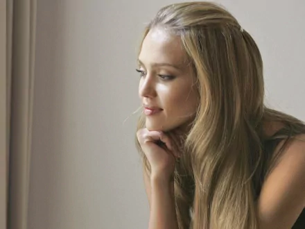 Celebrity Jessica Alba HD Desktop Wallpaper | Background Image