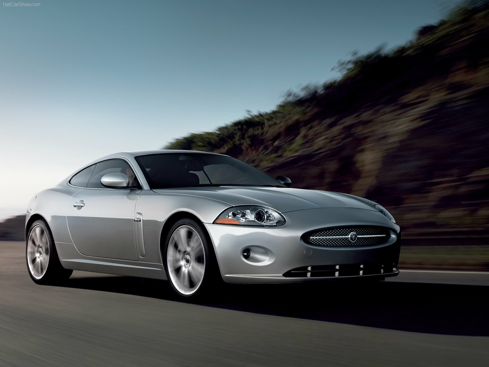 Download Vehicle Jaguar XK Wallpaper