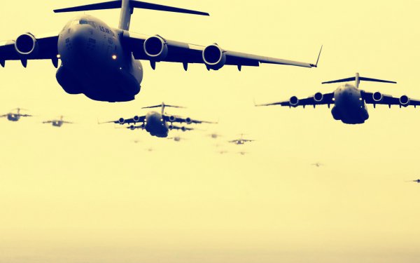 Military Boeing C-17 Globemaster III Military Transport Aircraft Airplane HD Wallpaper | Background Image