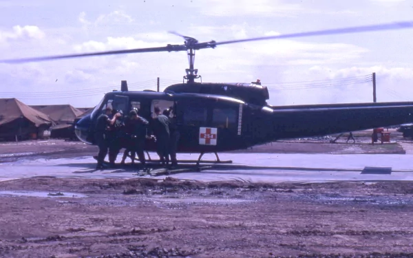 military Bell UH-1 Iroquois HD Desktop Wallpaper | Background Image