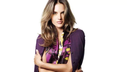 Celebrity Alessandra Ambrosio HD Desktop Wallpaper | Background Image