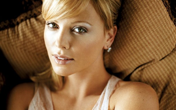 Celebrity Charlize Theron Actresses South Africa HD Wallpaper | Background Image