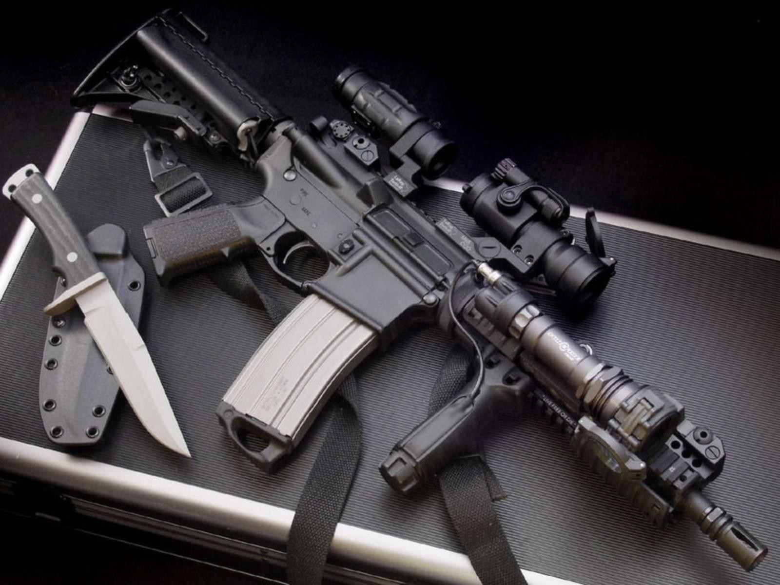 Armas Colt AR-15 Fondo de pantalla HD | Fondo de Escritorio