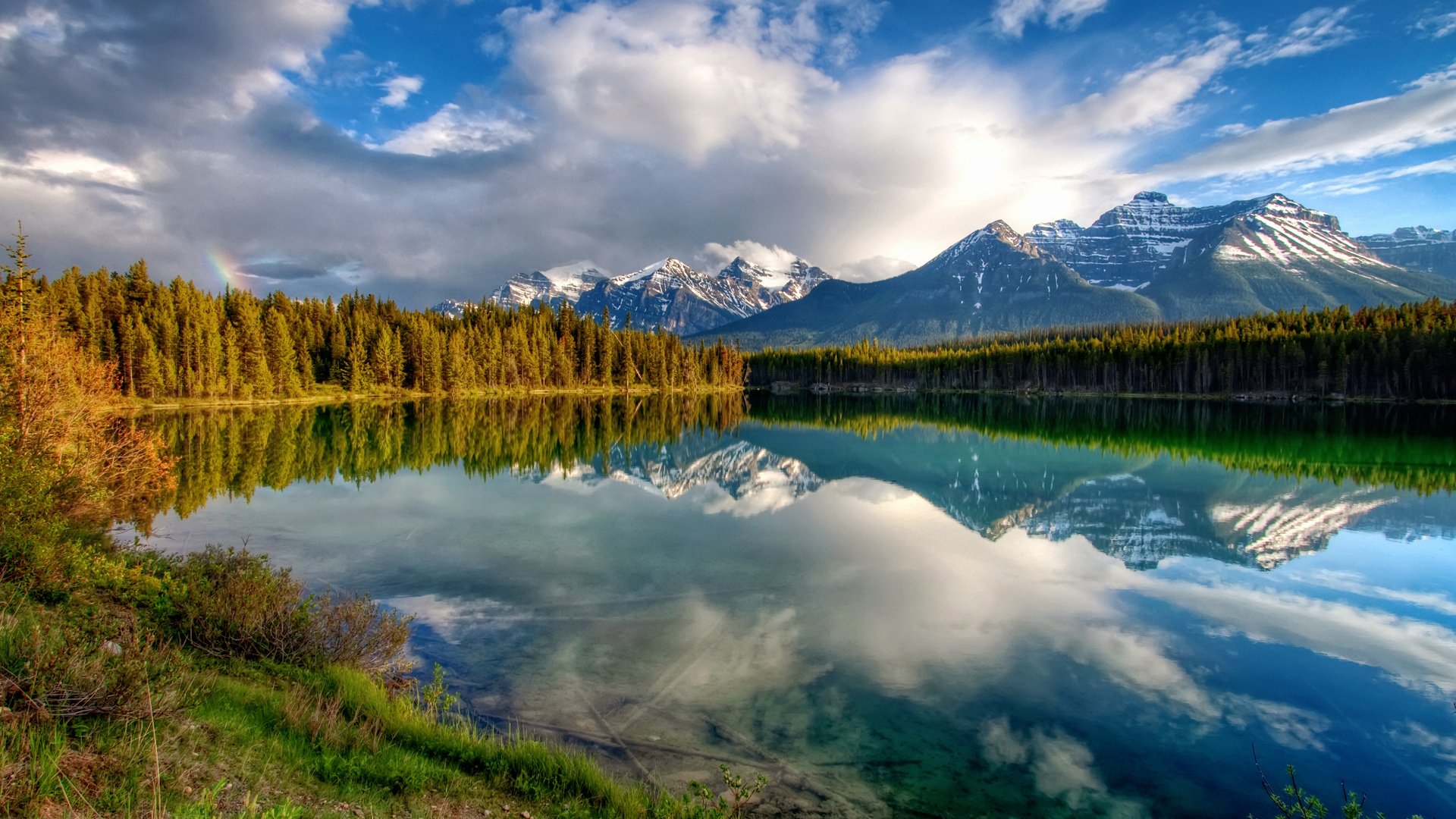 Download Nature Mountain HD Wallpaper