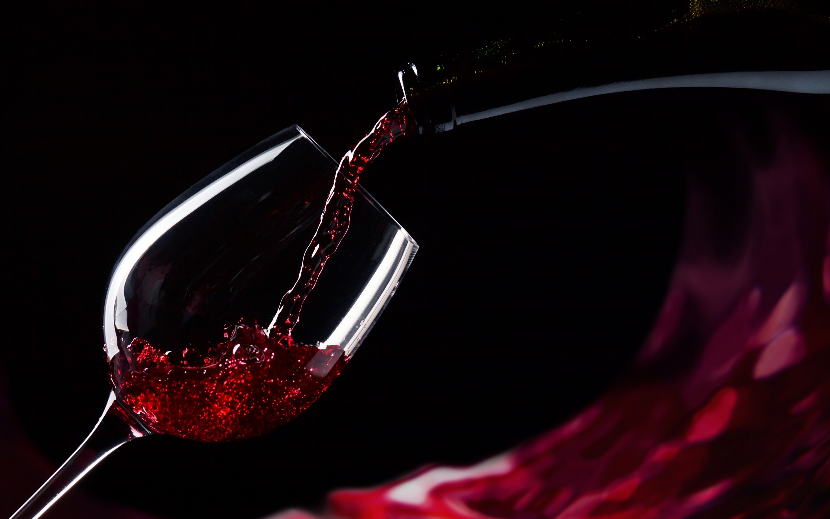 Red Wine Glass Stock Photos and Images - 123RF