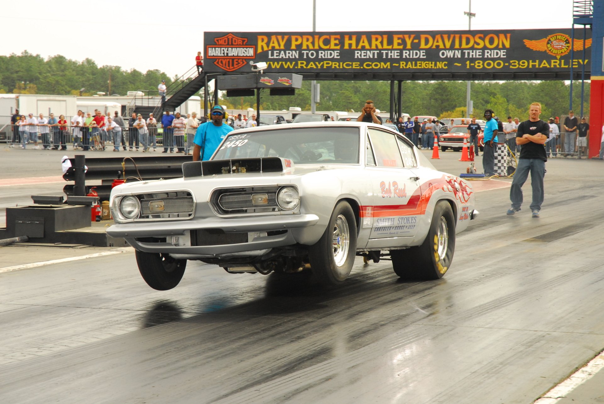 Download Vehicle Plymouth Barracuda 4k Ultra HD Wallpaper