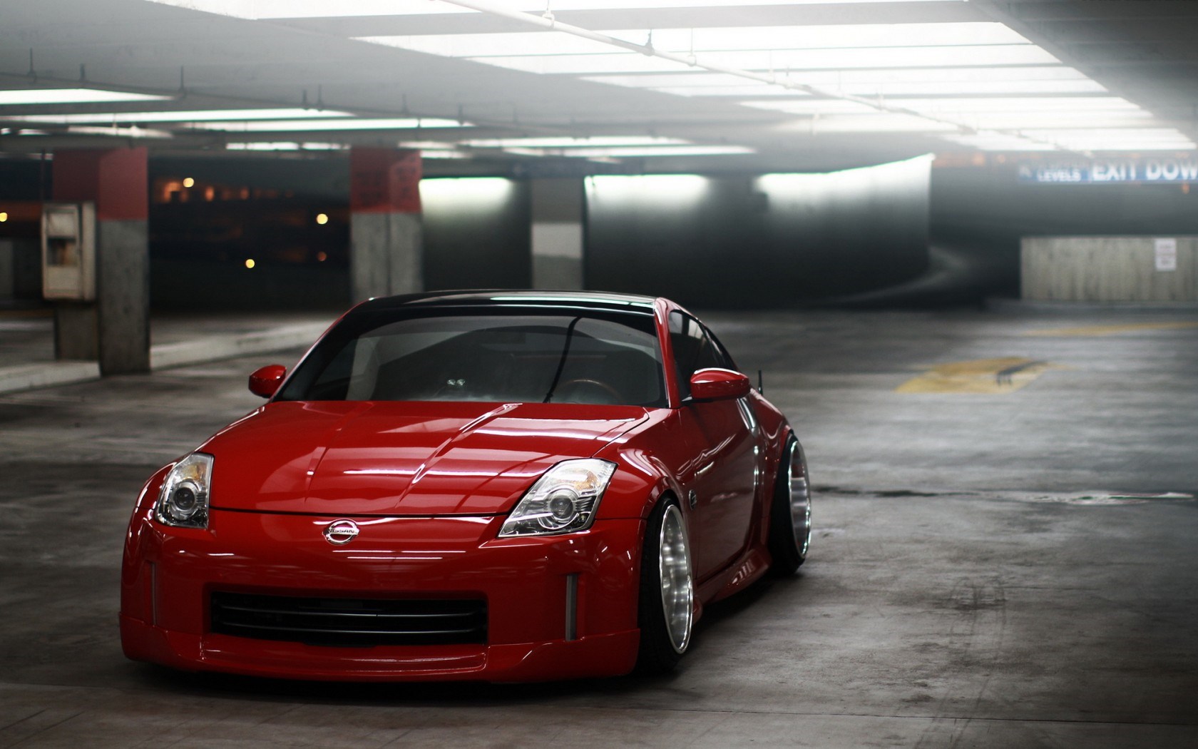 Nissan 350Z Wallpaper and Background Image | 1680x1050