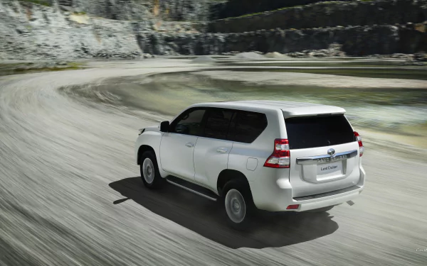 vehicle 2014 Toyota Land Cruiser HD Desktop Wallpaper | Background Image