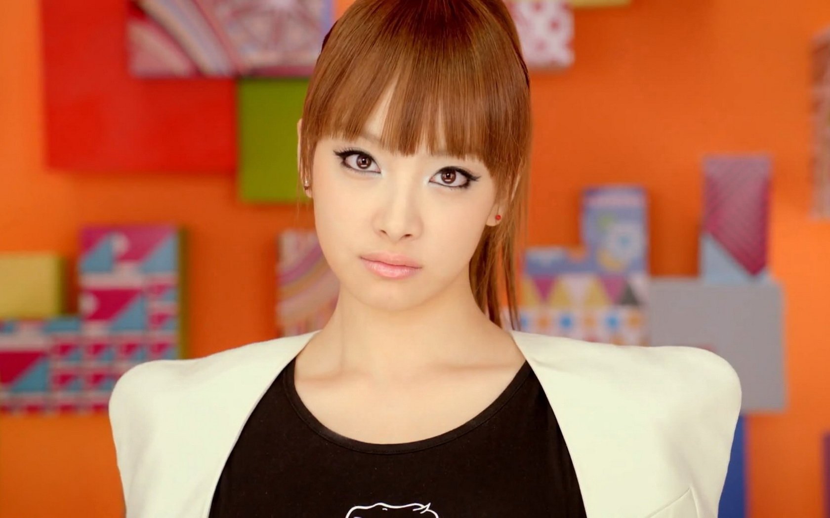 Download Music Victoria Song Wallpaper