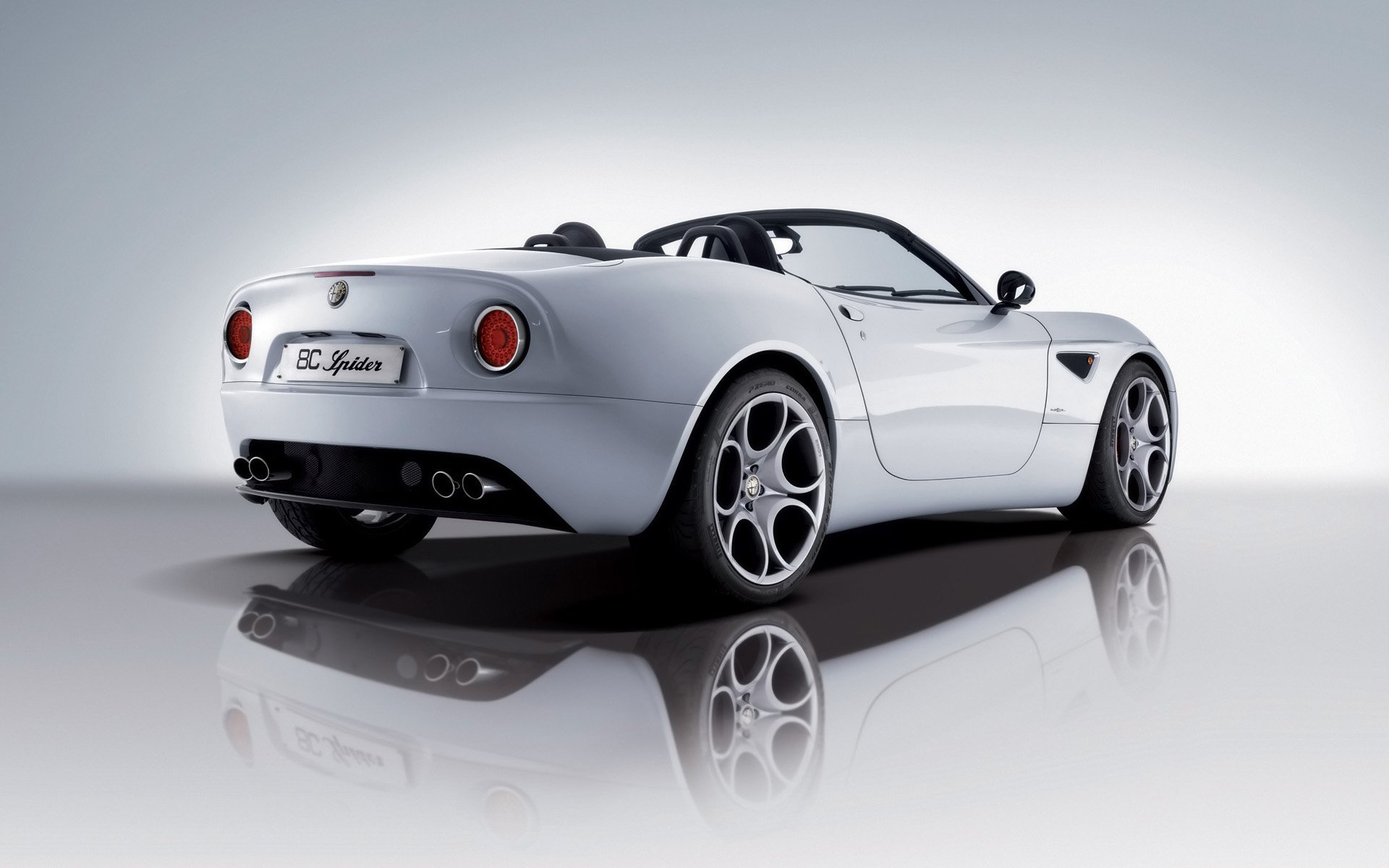 Download Alfa Romeo Vehicle Alfa Romeo 8C Spider HD Wallpaper