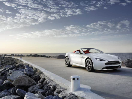 Aston Martin vehicle Aston Martin V8 Vantage HD Desktop Wallpaper | Background Image