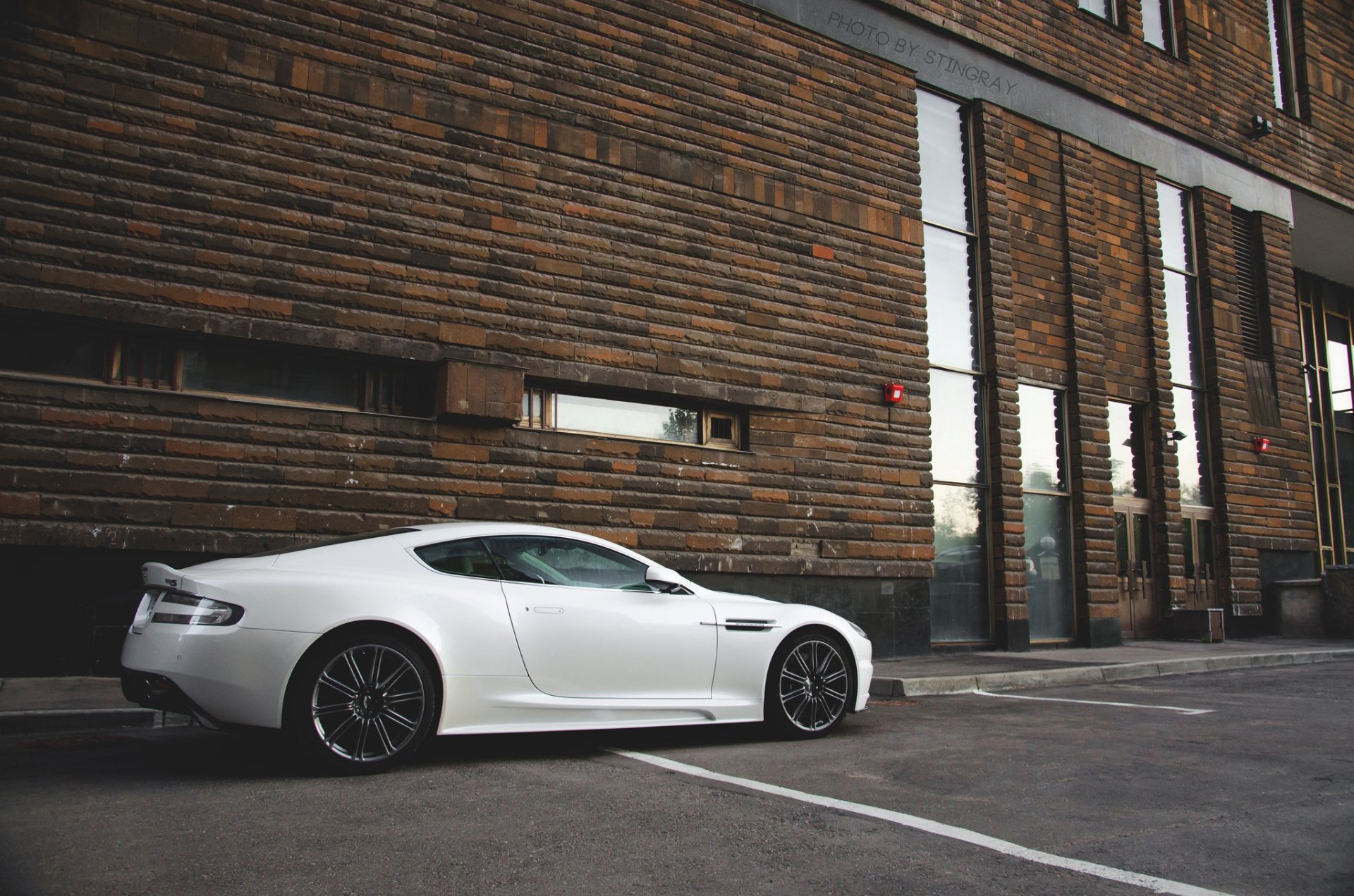 Download Vehicle Aston Martin Dbs Hd Wallpaper