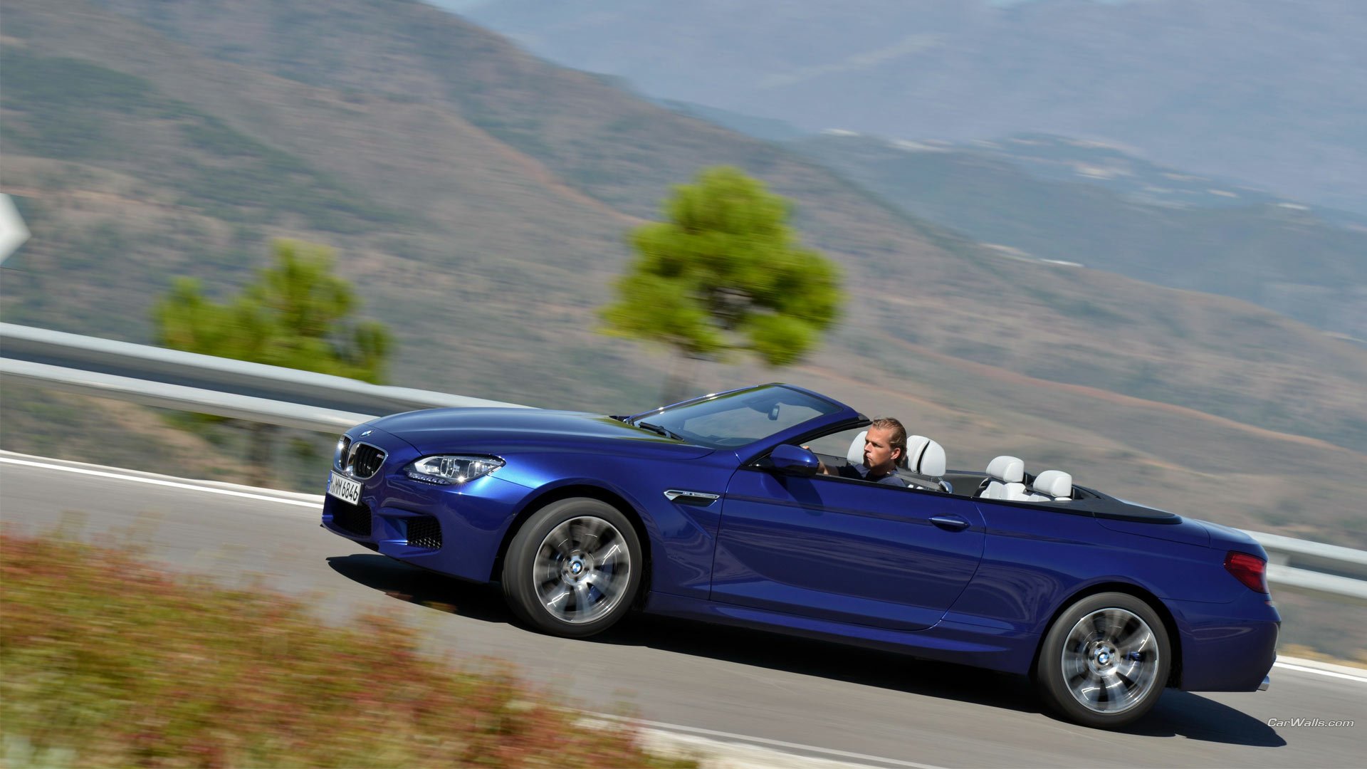 Download Vehicle BMW M6 Convertible HD Wallpaper