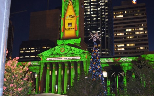 Man Made Brisbane City Hall Brisbane Building Christmas Tree City Hall Green HD Wallpaper | Background Image