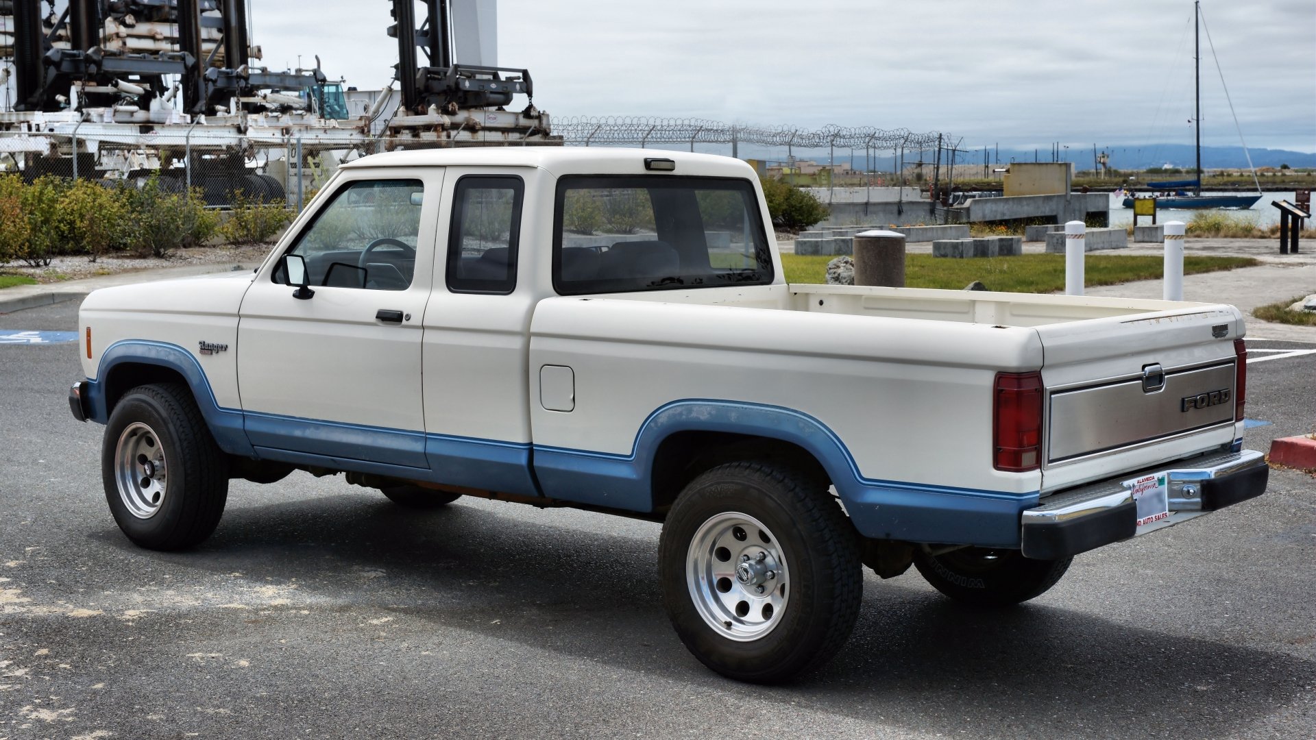 Download Vehicle Ford Ranger 4k Ultra HD Wallpaper