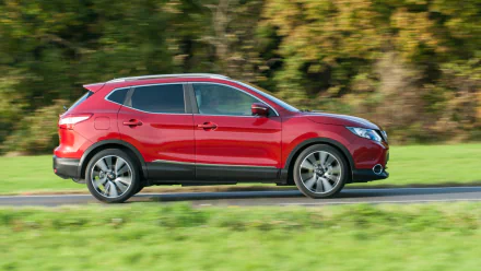 vehicle Nissan Qashqai HD Desktop Wallpaper | Background Image