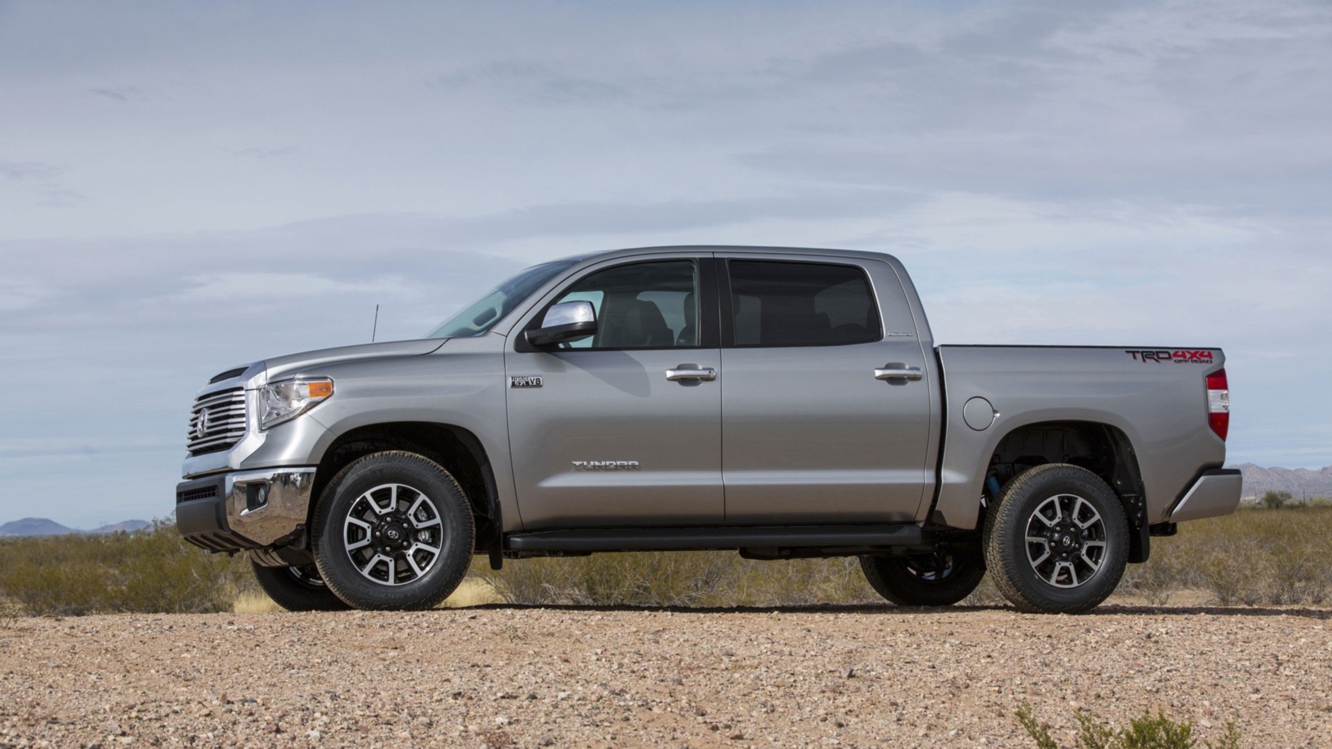 Download Vehicle Toyota Tundra HD Wallpaper