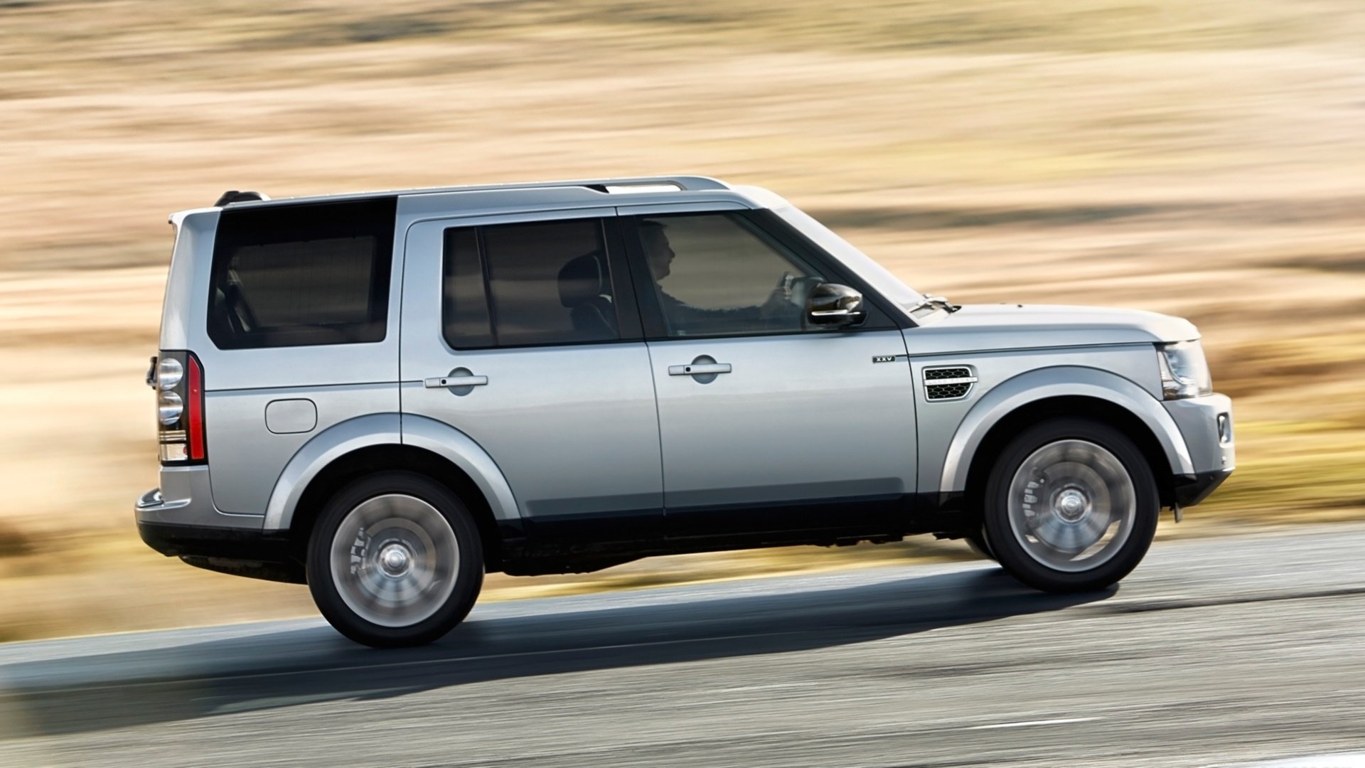 Download Vehicle Land Rover Discovery XXV HD Wallpaper