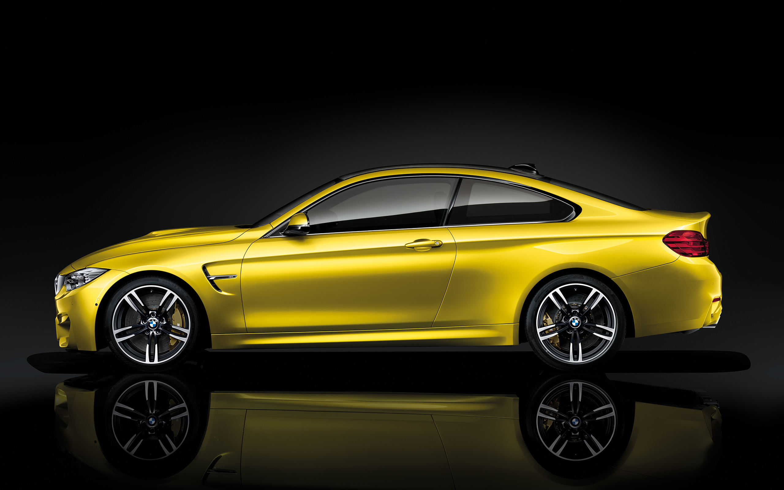 Vehicles BMW M4 Coupe HD Wallpaper | Background Image