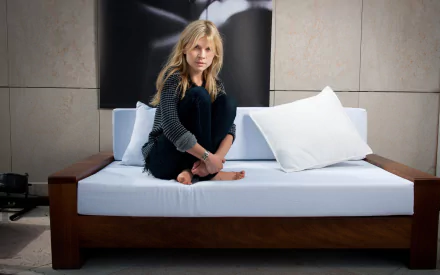 French actress Celebrity Clémence Poésy HD Desktop Wallpaper | Background Image