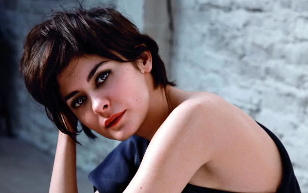 French actress Celebrity Audrey Tautou HD Desktop Wallpaper | Background Image