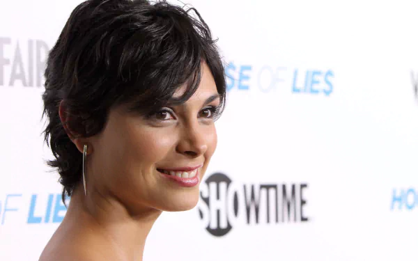 Brazilian actress Celebrity Morena Baccarin HD Desktop Wallpaper | Background Image