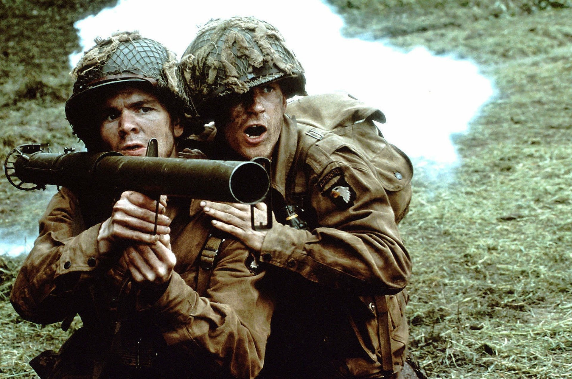 Band of Brothers HD Wallpaper - Intense Combat Scene