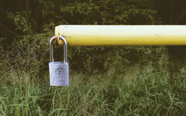 man made Padlock HD Desktop Wallpaper | Background Image