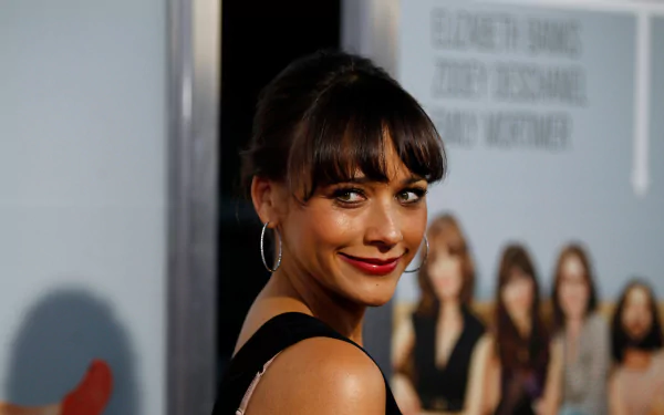 American actress Celebrity Rashida Jones HD Desktop Wallpaper | Background Image