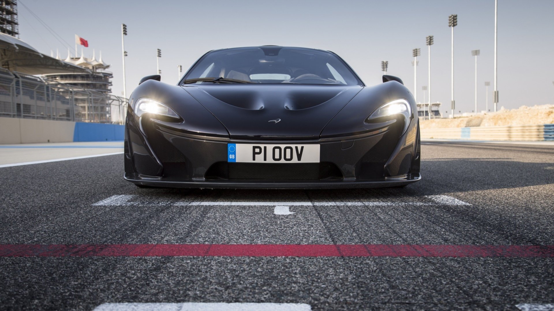 Download Vehicle McLaren P1 HD Wallpaper