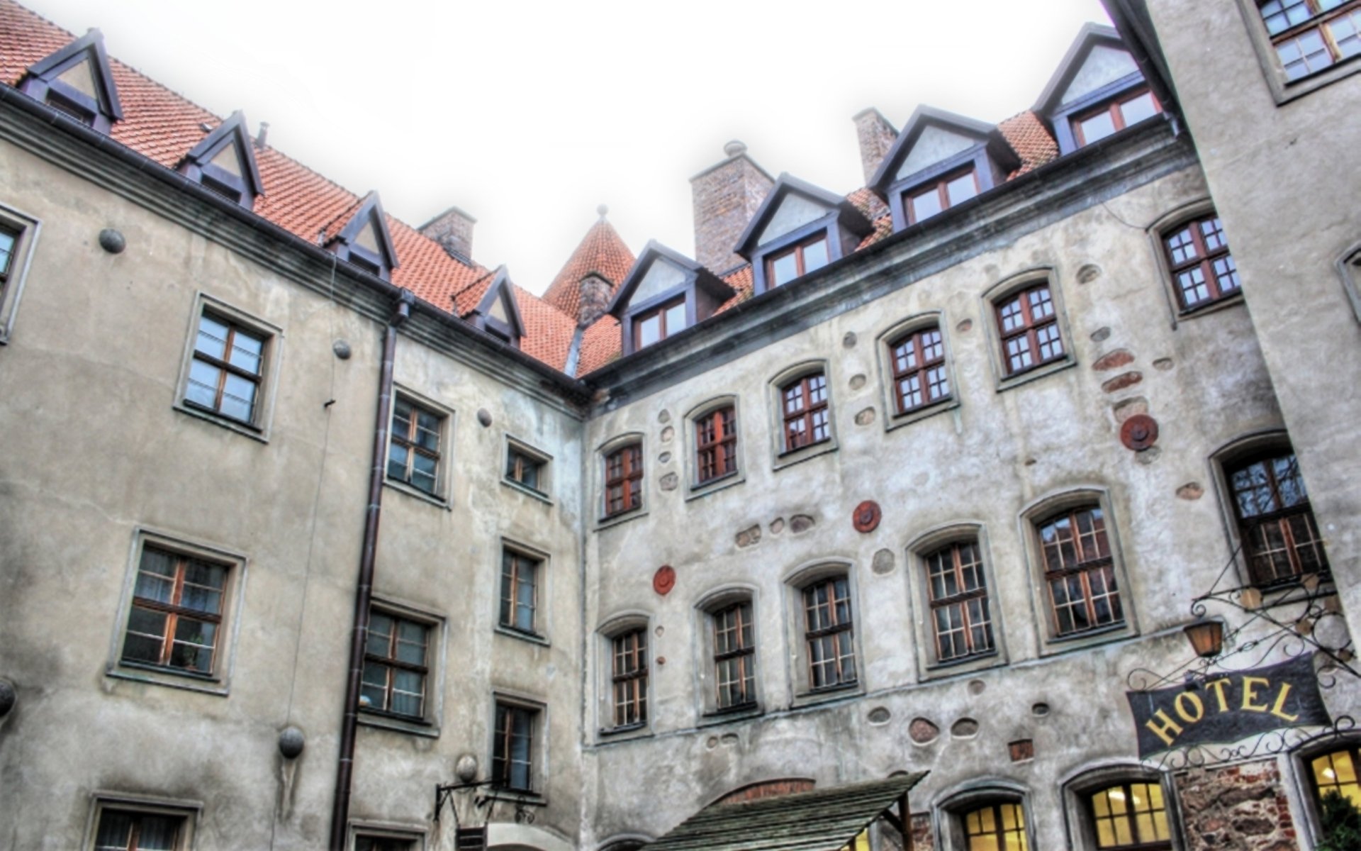 Download Man Made Bytów Castle HD Wallpaper