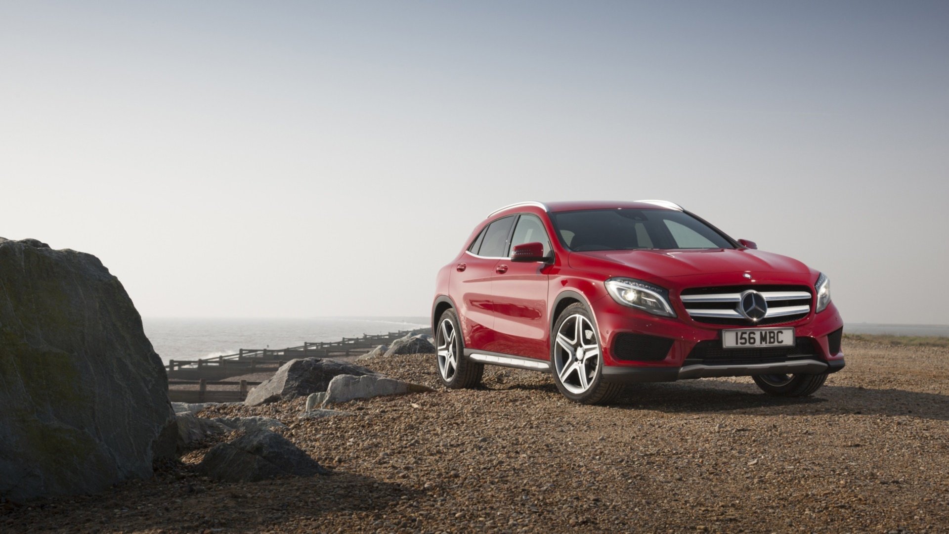 Download Vehicle Mercedes-Benz GLA-Class HD Wallpaper